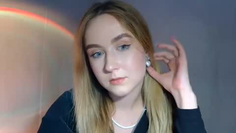 Lulu Baby18 online show from March 2025 07:54:01 PM