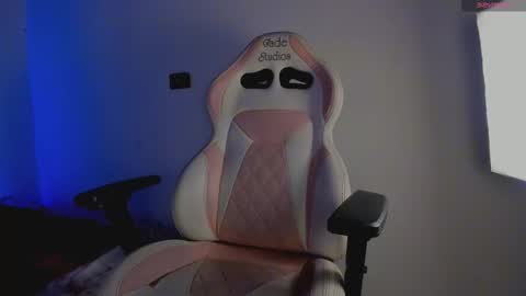 elizabeth online show from September 2025 04:34:02 PM