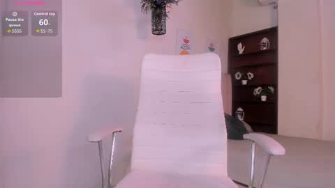 lulu_park online show from July 2026 07:27:01 PM