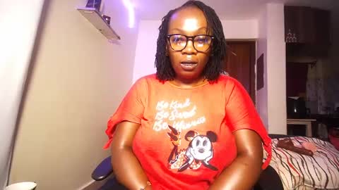 lulu_sparks1 online show from July 2026 07:15:02 AM