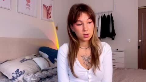 Snapshot of luluberryx chatting on May 2026 02:20:02 AM lulu berry online show from May 2026 02:20:02 AM
