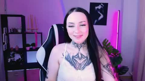 Snapshot of lulumayson chatting on August 2026 09:45:01 AM lulumayson online show from August 2026 09:45:01 AM