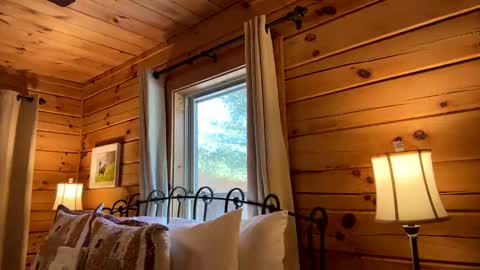 Snapshot of lulupixxx chatting on January 2025 05:56:01 PM Connie online show from January 2025 05:56:01 PM