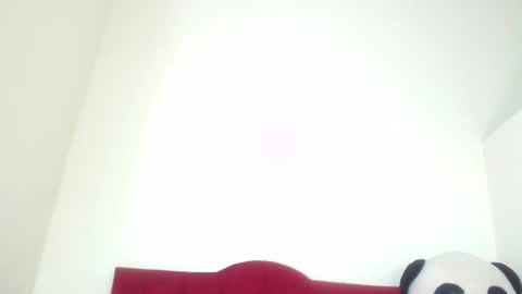 Snapshot of luluu_08 chatting on January 2025 05:26:01 PM LULU online show from January 2025 05:26:01 PM