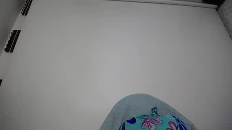 Luly online show from November 2025 05:22:02 AM