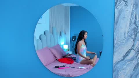 Snapshot of luly_dreams chatting on April 2026 11:48:01 AM luly_dreams online show from April 2026 11:48:01 AM