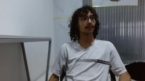 Snapshot of lumberjack_20 chatting on May 2026 12:10:02 PM Vanity ErosX online show from May 2026 12:10:02 PM