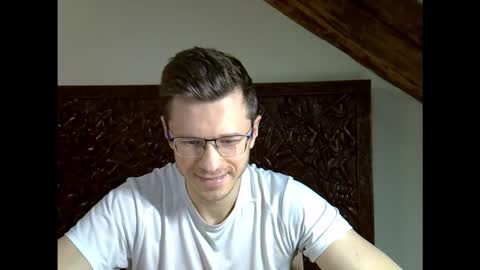 Andrew independent model 2000-0000 CET daily online show from February 2026 08:07:01 PM