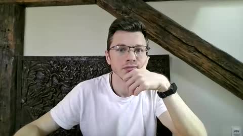 Andrew independent model 2000-0000 CET daily online show from April 2026 01:41:02 PM