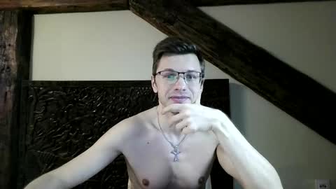 Andrew independent model 2000-0000 CET daily online show from April 2026 08:15:01 PM