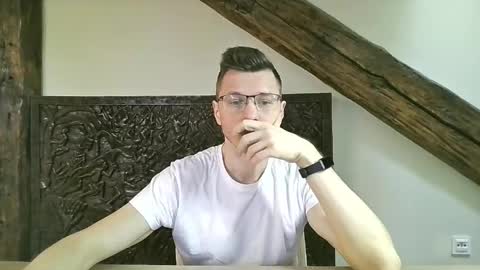 Andrew independent model 2000-0000 CET daily online show from May 2026 09:28:02 AM