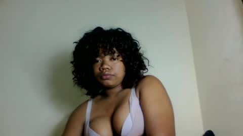 lumira_belle online show from June 2026 12:28:02 PM