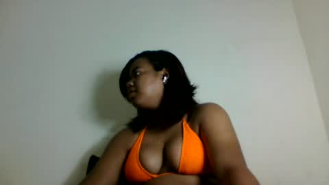 lumira_belle online show from July 2026 10:45:01 AM