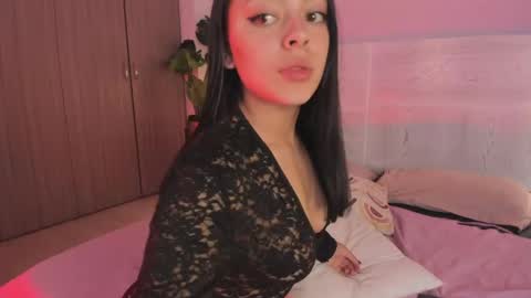 lummii_ online show from May 2026 02:41:01 AM
