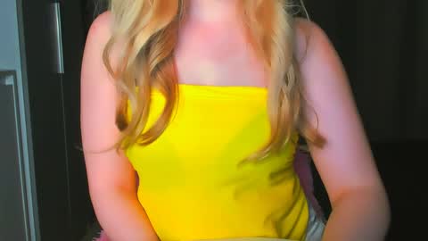 luna1vibe online show from May 2026 09:30:02 PM