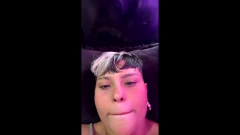 Luna online show from February 2025 07:52:02 PM