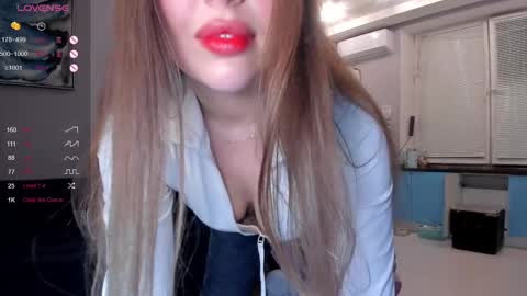 Alice online show from March 2025 08:59:01 PM