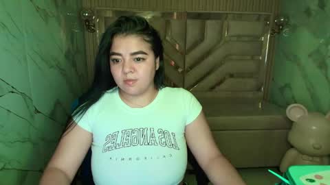 Snapshot of luna__r_ chatting on May 2026 03:33:01 AM Luna online show from May 2026 03:33:01 AM