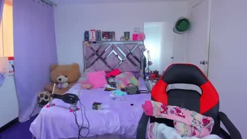 luna_analya online show from May 2026 04:15:02 PM