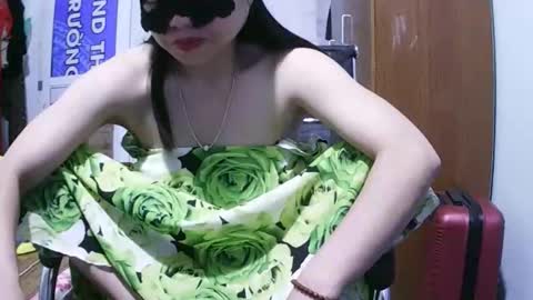 luna_beauty25 online show from May 2026 10:28:01 PM