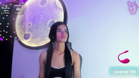 luna_bella_23 online show from June 2026 05:53:02 AM