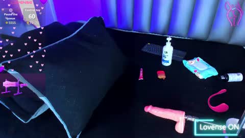 luna_bella_23 online show from June 2026 04:06:02 AM