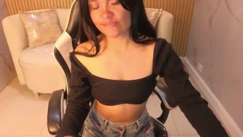 Follow me.. Live 1430 to 2100 online show from July 2026 08:00:01 PM