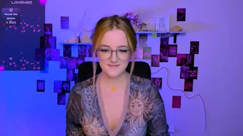 Snapshot of luna_berryy chatting on February 2026 09:35:02 PM luna_berryy online show from February 2026 09:35:02 PM