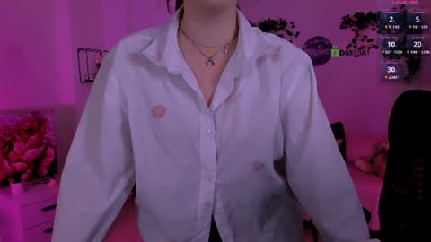 luna_berryy online show from July 2026 01:58:33 AM