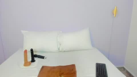 L U N A  online show from July 2026 12:22:01 PM