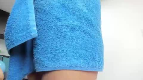 luna  online show from December 2025 07:53:02 PM