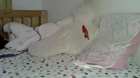 maskedmalkia online show from April 2026 08:48:01 AM