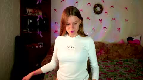 luna_evan online show from March 2026 10:20:01 AM