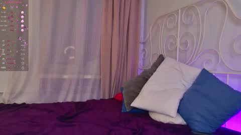 Luna online show from March 2026 03:38:01 PM