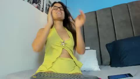 luna_honey9 online show from June 2026 05:12:01 AM