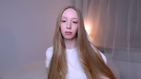 Snapshot of luna_insanity chatting on April 2026 09:18:02 PM Luna online show from April 2026 09:18:02 PM