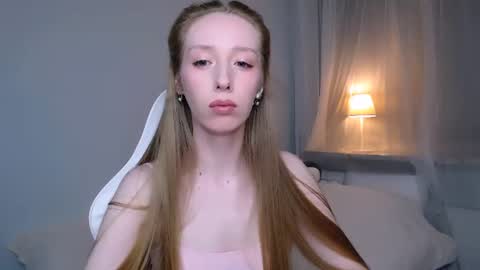 Snapshot of luna_insanity chatting on June 2026 10:40:02 PM Luna online show from June 2026 10:40:02 PM