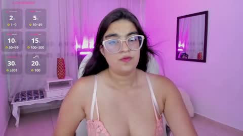 Luna online show from May 2026 07:07:01 PM
