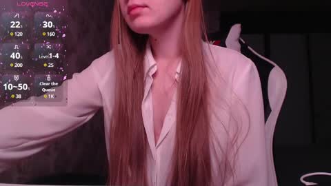 Snapshot of luna_loveisgood chatting on December 2024 09:40:02 AM Luna online show from December 2024 09:40:02 AM