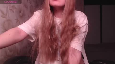 Snapshot of luna_loveisgood chatting on January 2025 11:24:01 AM Luna online show from January 2025 11:24:01 AM