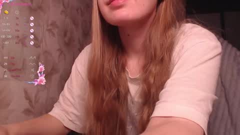 Snapshot of luna_loveisgood chatting on October 2025 09:15:01 PM Luna online show from October 2025 09:15:01 PM