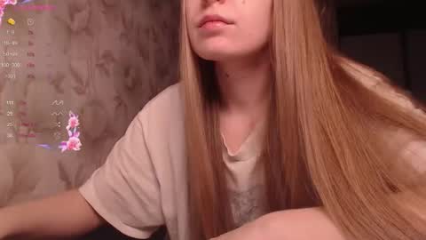 Snapshot of luna_loveisgood chatting on February 2026 08:02:01 PM Luna online show from February 2026 08:02:01 PM