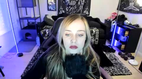 Luna online show from May 2026 01:57:16 AM