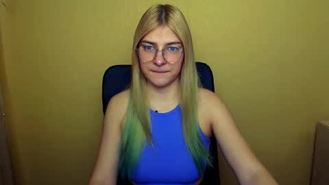 Snapshot of luna_lush_ chatting on February 2025 09:11:01 AM Luna online show from February 2025 09:11:01 AM