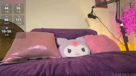 Luna Luuvz online show from April 2026 03:07:02 AM
