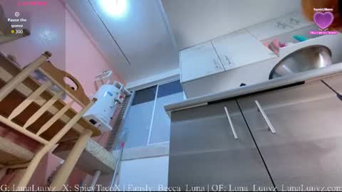Luna Luuvz online show from June 2026 01:33:01 AM
