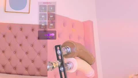 Snapshot of luna_monroe_ chatting on March 2026 04:55:01 PM online show from March 2026 04:55:01 PM