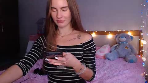 Snapshot of luna_moon77 chatting on December 2024 12:49:01 PM Luna online show from December 2024 12:49:01 PM