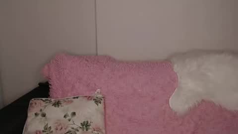 Snapshot of luna_moon77 chatting on November 2025 04:39:01 PM Luna online show from November 2025 04:39:01 PM