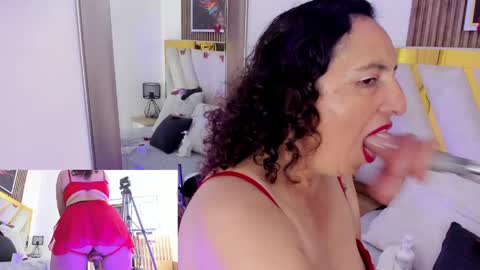 luna_naughty1 online show from May 2026 04:59:01 PM